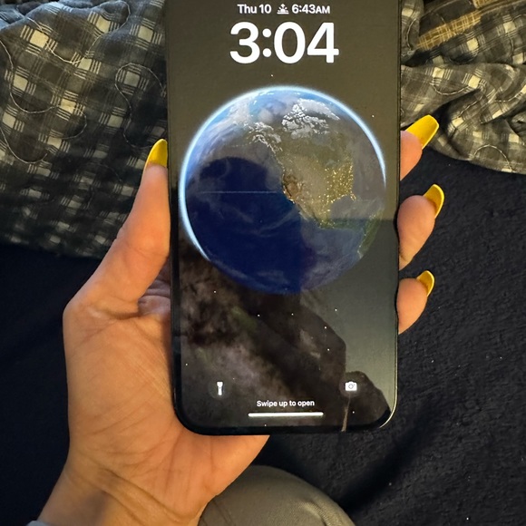 Black - Picture 4 of 6